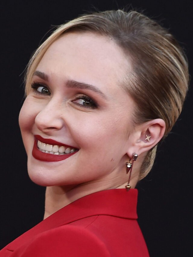 19691430_081726-cc-ap-hayden-panettiere-img