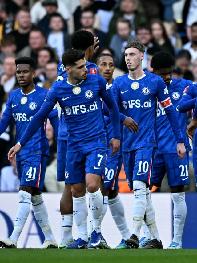 Chelsea_celebrate_Cole_Palmer_s_goal_against_Port_Vale